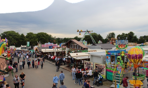 Das Schützenfest in Goslar ist eines der größten in der Region. Fotos: Alexander Dontscheff