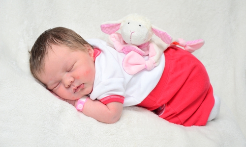 Wir freuen uns über die Geburt von Mia Gesine Hesse. Foto: babysmile24.de
