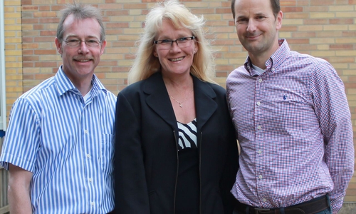 Stellen die Wahlaussagen vor: Fraktionschef Guido Zöllner, Spitzenkandidatin Ute Widow und Parteivorsitzender Bernd Telm. Foto: Privat