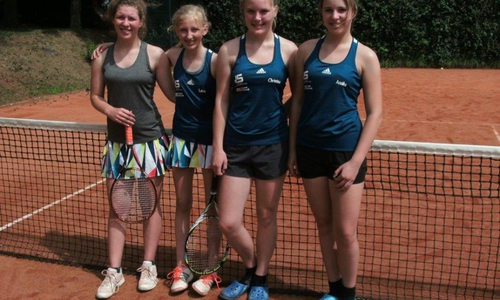 Die erfolgreichen Juniorinnen A: (v.l.) Amelie Leunig, Luzie Schwarzer, Christina Wagner und Annika Wagner. Foto: Hahndorfer TC