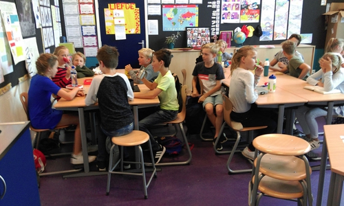  Mittagspause in der Binckhorst-Grundschule - die Lunchbox bringt jedes Kind morgens mit. Quelle: Focus, Petra Apfel/FOL