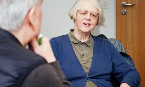 „Anonyme Beschimpfungen am Telefon hat jeder von uns schon einmal erlebt", erzählt Betty Rannenberg. Foto: Stadt Wolfsburg