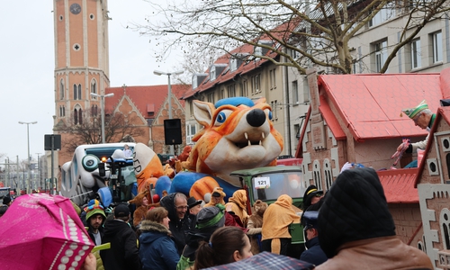 Der Schoduvel sorgte für überwiegend friedliche Freude. Ein paar Ausnahmen gab es trotzdem. Foto: Julia Seidel