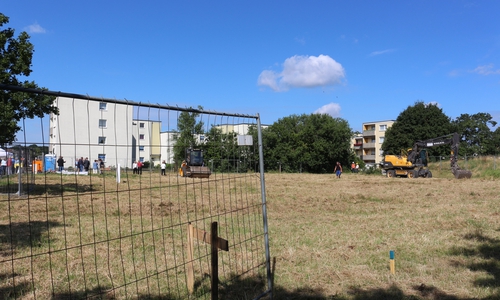 Die Stadt Braunschweig hat Ende vergangenen Jahres ein Konzept für den Bau von 15 dezentralen Unterkünften zur Flüchtlingsunterbringung vorgestellt. Dies war eine Reaktion auf die Entscheidung des Landes, dass Braunschweig ab dem Jahr 2016 Flüchtlinge aufnehmen soll. Foto: Robert Braumann