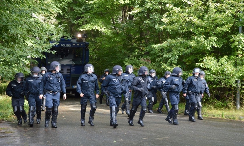 Training für den Ernstfall auf dem ehemaligen Gelände des ehemaligen Fliegerhorst Goslar. Fotos: Polizei Braunschweig
