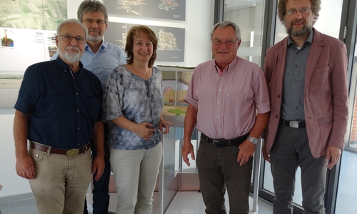 Mitglieder des Asse II-Koordinationskreises beim BGE-Fachworkshop
Gebirgsbeobachtung am 28. Juni 2018, v.l.n.r.: Hilmar Nagel, Jürgen
Wiegel, Heike Wiegel, Peter Wypich und Andreas Riekeberg. Foto: privat