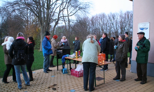 Das Grillen im Freibad am Elm war gut besucht. Foto: Privat