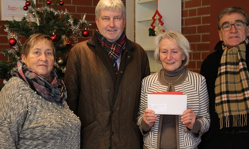 Sigrid Berkau, Stiftungsgeschäftsführer Olaf Danell, Marianne Effe und Stiftungsvorsitzender Thomas Pink (v. li.). Foto: Stadt Wolfenbüttel
