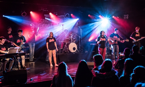 SchulbandContest 2017 / Active Music Band vom Albert-Schweitzer-Gymnasium Wolfsburg. Foto: Lars Hung