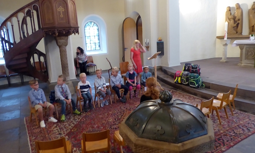 Der Einschulungsgottesdienst fand in Ahlum statt. Foto: Siegfried Hauptstein