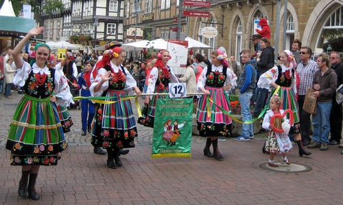 Trachtenumzug beim Tag der Niedersachsen 2013 in Goslar. Foto: Stadt Wolfsburg
