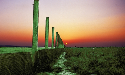Das Bild mit dem Titel „Sonnenaufgang“ ist eines von den vielen abwechslungsreichen Werken, die in der Ausstellung entdeckt werden können. Bild: Künstlergruppe G11