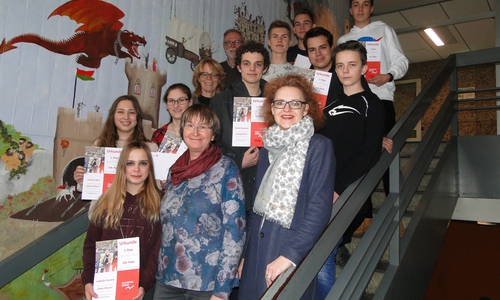Das Otto-Hahn-Gymnasium Gifhorn belegte beim Planspiel Börse der Sparkasse
Gifhorn-Wolfsburg die ersten drei Plätze und erreichte einen neuen Rekord. Foto: Sparkasse