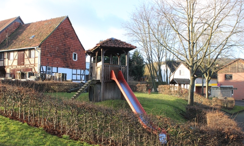 Der Spielplatz in Weddingen steht nach der Aufwertung einiger anderer als Nächster auf dem Plan der Stadt. Foto: Anke Donner