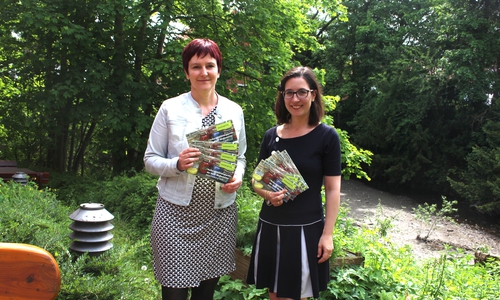 Alexandra Hupp vom Kulturbüro der Stadt und Dr. Vanessa-Isabelle Reinwand-Weiss, Direktorin der Bundesakademie für Kulturelle Bildung rufen auf, sich für den Kulturvermittlungspreis zu bewerben. Foto: Alexander Dontscheff