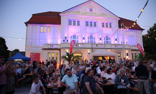 Der Lessingplatz war am gestrigen Abend gut gefüllt. Fotos: Rudolf Karliczek