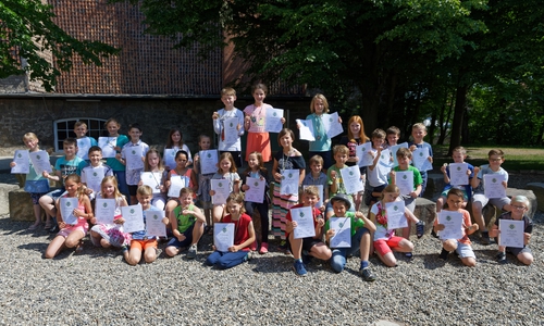Alle Preisträger des Wettbewerbs. Foto: Gymnasium im Schloss