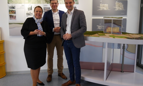 Von links: Ursula Heinen-Esser, Geschäftsführerin der Bundesgesellschaft für Endlagerung, Björn Försterling, MdL, und Benjamin Strasser, MdB aus Ravensburg, in der Info Asse. Fotos: Karin Haase