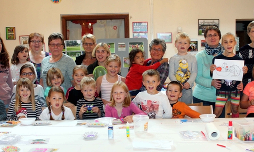 In Roklum wurde fleißig gebastelt. Foto und Text: Bernd-Uwe Meyer
