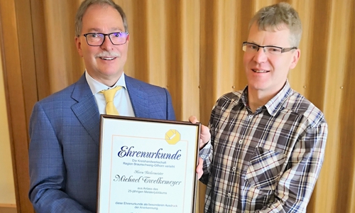 Von links: Herbert Meyer, Michael Twelkemeyer. Foto: Kreishandwerkerschaft Region Braunschweig-Gifhorn

