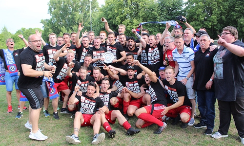 Am Ziel angekommen nach einer überragenden Saison: MTV Wolfenbüttel. Fotos: Frank Vollmer