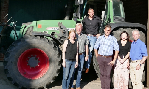 Ehepaar Nottbohm, Dr. Gero Hocker, Max Grösch, Soja Wypych und Holger Flöge. Foto: FDP Kreisverband Peine