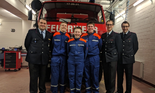 Gruppenbild: (v.l.n.r.: Jugendfeuerwehrwart Sebastian Nabereit (von links), stellv. Jugendsprecher Steffen Rott, stellv. Jugendsprecher Leon Wagner, Jugendsprecher Justin Friese, stellv. Jugendfeuerwehrwart Adrian Nabereit, stellv. Jugendfeuerwehrwart Matthias Weiß)