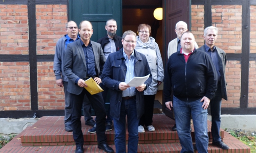 Marcus Bosse reiste in den Osten des Landkreises nach Winnigstedt und informierte sich vor Ort über die Vorhaben der Gemeinde. Foto: SPD