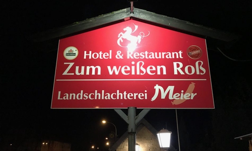 Unsere Testesser waren in Bornum am Elm. Landschaftlich sehr schön gelegen, zwischen Braunschweig und Helmstedt, und einen Besuch wert: Gutes Essen - gute Preise. Fotos: Marc Angerstein
