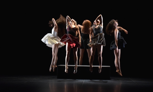 Ballet Preljocaj: Szene aus dem Stück "La Fresque" Fotocredit: Carbonne, Jean-Claude