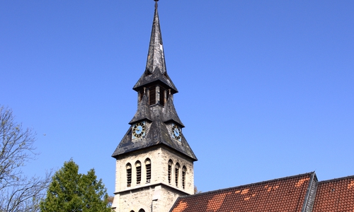 Jetzt für die Konfirmationen 2021 anmelden. Foto: Kirchengemeinde der Apostelkirche