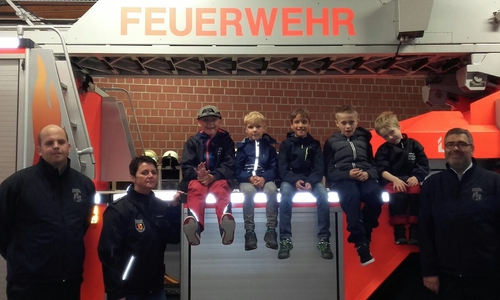 Die Kinderfeuerwehr Aplenstedt war bei den Wolfenbütteler Kameraden zu Besuch. Foto: Feuerwehr Apelnstedt