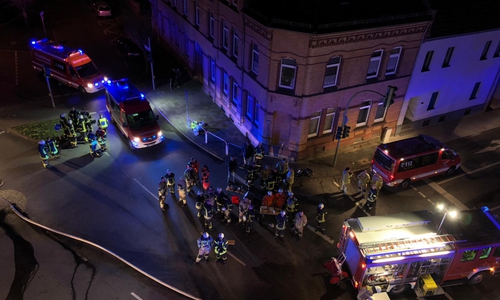 Die Feuerwehren aus Helmstedt, Emmerstedt und Königslutter waren im Einsatz. Fotos: Feuerwehr Helmstedt