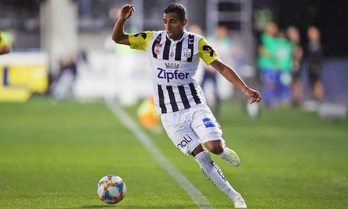 Hat bis 2023 unterschrieben: Joao Victor. Foto: imago/Gepa

