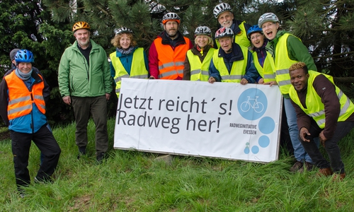 Am Freitag den 19. August soll um 18 Uhr an der Kirche Evenssen für den immer noch fehlenden Radweg an der L 625 gesungen werden. Foto: Privat 