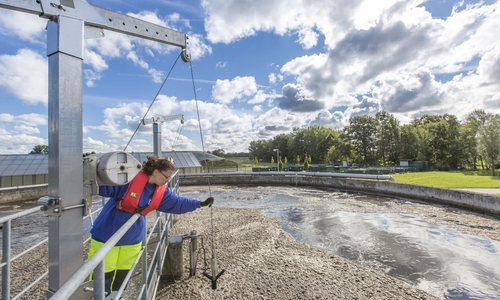 Die Mitarbeiter kümmern sich täglich um unser Wasser.