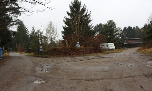Auf dem Grundstück der Altlastensanierungsanlage in Kästorf wurden erhöhte Methanwerte festgestellt. Fotos/Podcast: Anke Donner
