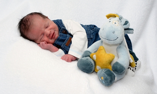 Willkommen: Alessio Messina. Foto: Babysmile24.de.