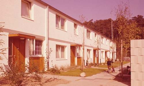 Teppichsiedlung 1962: Einfamilienhäuser der „Teppichsiedlung“ in der Nordstadt, 1962. Foto: unbekannt/ Institut für Zeitgeschichte und Stadtpräsentation.
