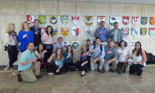 16 Studierende aus der Wolfsburger Freundschaftsstadt Chattanooga waren zu Gast im Wolfsburger Rathaus. Foto: Stadt Wolfsburg