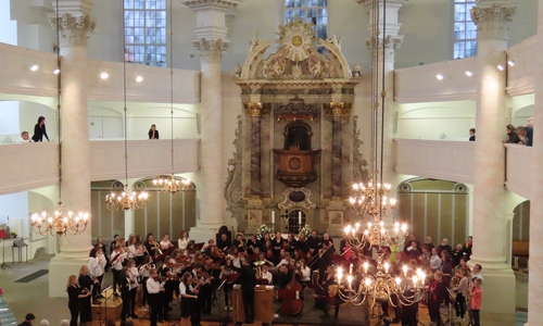 Die Trinitatiskirche.
Foto: Gymnasium im Schloss