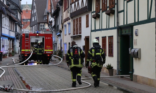 Am Rande des Einsatzes in der Krummen Straße kam es zu zwei Zwischenfällen. Foto: Werner Heise, Videos: aktuell24(BM)