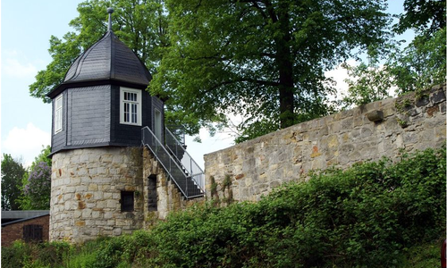 Der Pulverturm auf dem Batteriewall gehört zur historischen Stadtbefestigung. Foto: Stadt Helmstedt