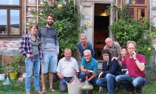 ZUM lud zum Praxisseminar "Obstwein - selber machen" ein. Foto: Privat