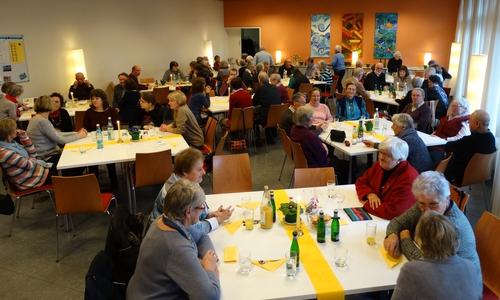 Der Kirchenvorstand der St. Thomaskirche lud zum Mitarbeiter-Dank. Foto: Riekeberg