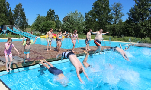Die DLRG gibt Tipps für die Badesaison. Symbolfoto: Sandra Zecchino