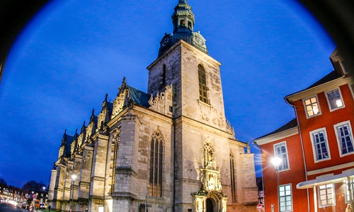 Im Rahmen der „Earth Hour“ wird in Wolfenbüttel unter anderem die Illuminierung der Hauptkirche für eine Stunde ausgeschaltet. Foto: Stadt Wolfenbüttel