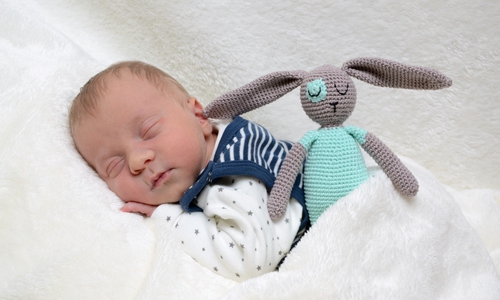 Herzlich Willkommen Emil Stache. Foto: babysmile24.de