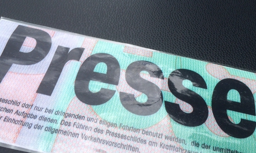 Auf Einladung des SPD-Bundestagsabgeordneten Sigmar Gabriel erhält ein junger Journalist oder eine Journalistin aus dem Wahlkreis (Wolfenbüttel, Salzgitter, Vorharz) die Chance, sich vom 11. bis 13. November vor Ort selbst ein Bild zu machen und an den Pressetagen teilzunehmen. Symbolfoto: Anke Donner 