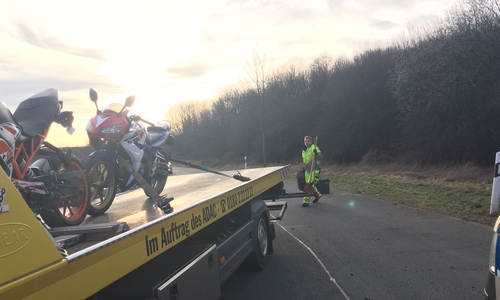 Der ADAC kümmerte sich um die Unfallstelle. Foto: Nick Wenkel